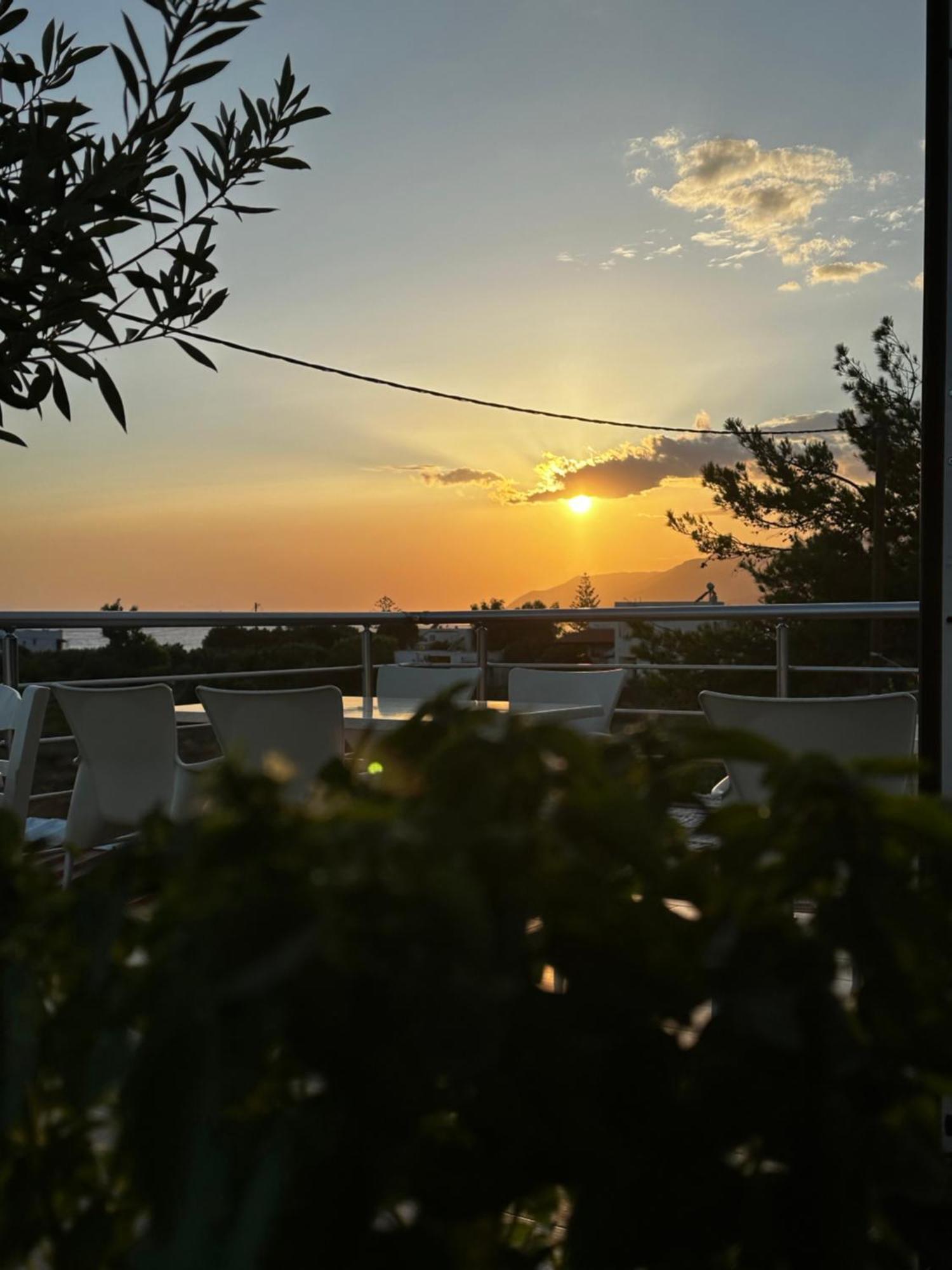 Blue Sky Daire Frangokastello Dış mekan fotoğraf